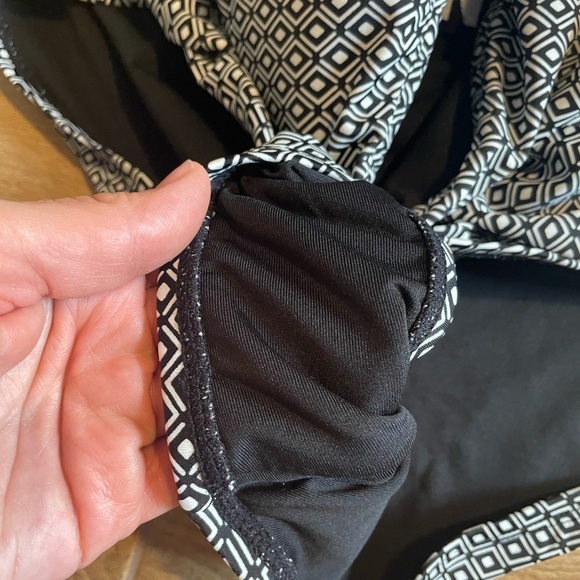 NWOT DKNY Black and White Tummy Control One-Piece Bathing Suit Women's XL - Picture 5 of 10